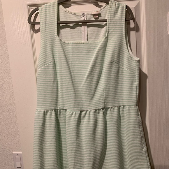 Mint and white textured mini dress - Picture 1 of 6